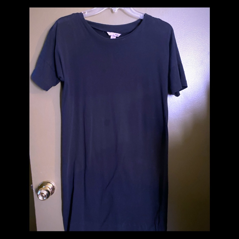 H and M black dress